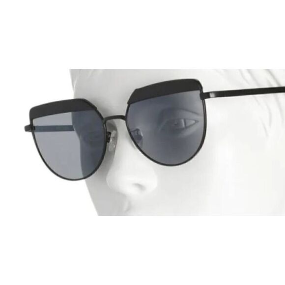 SMNY A Steve Madden Brand Cat Eyed Sunglasses Black - Picture 1 of 7